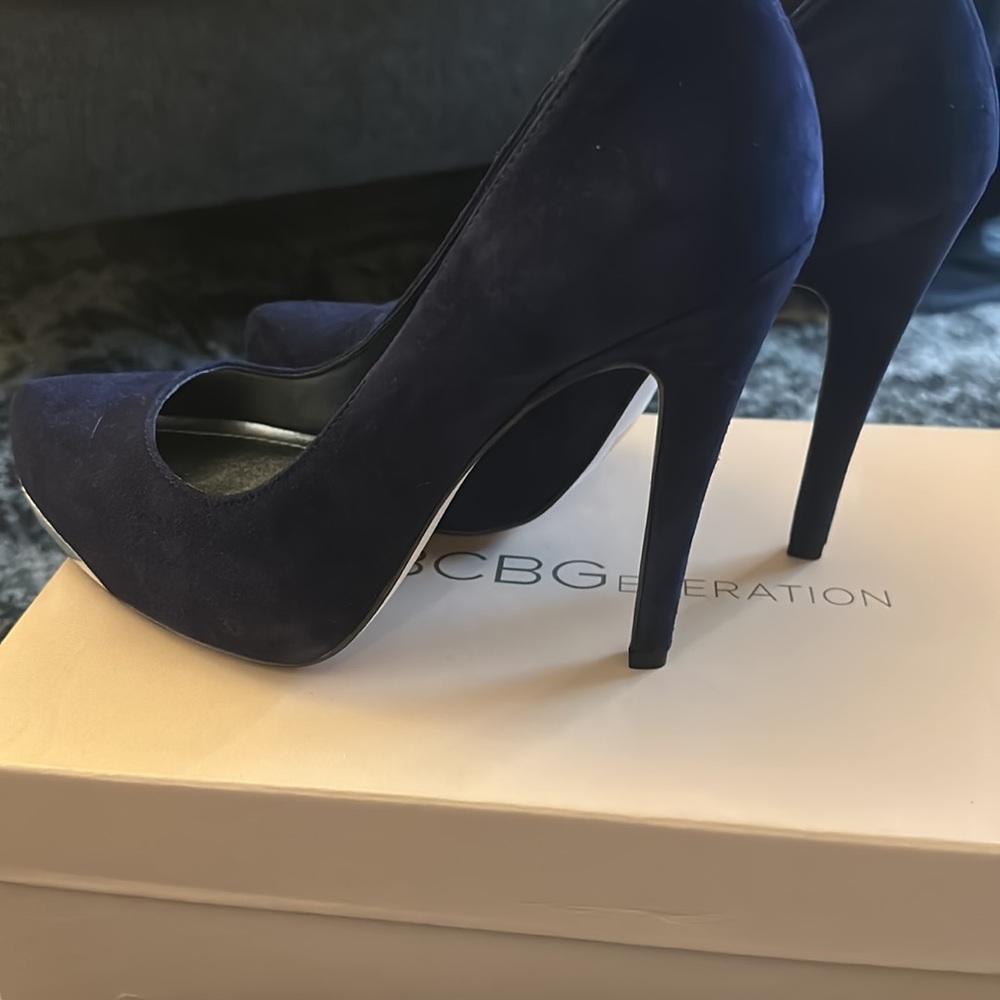 Statement Piece - image 3